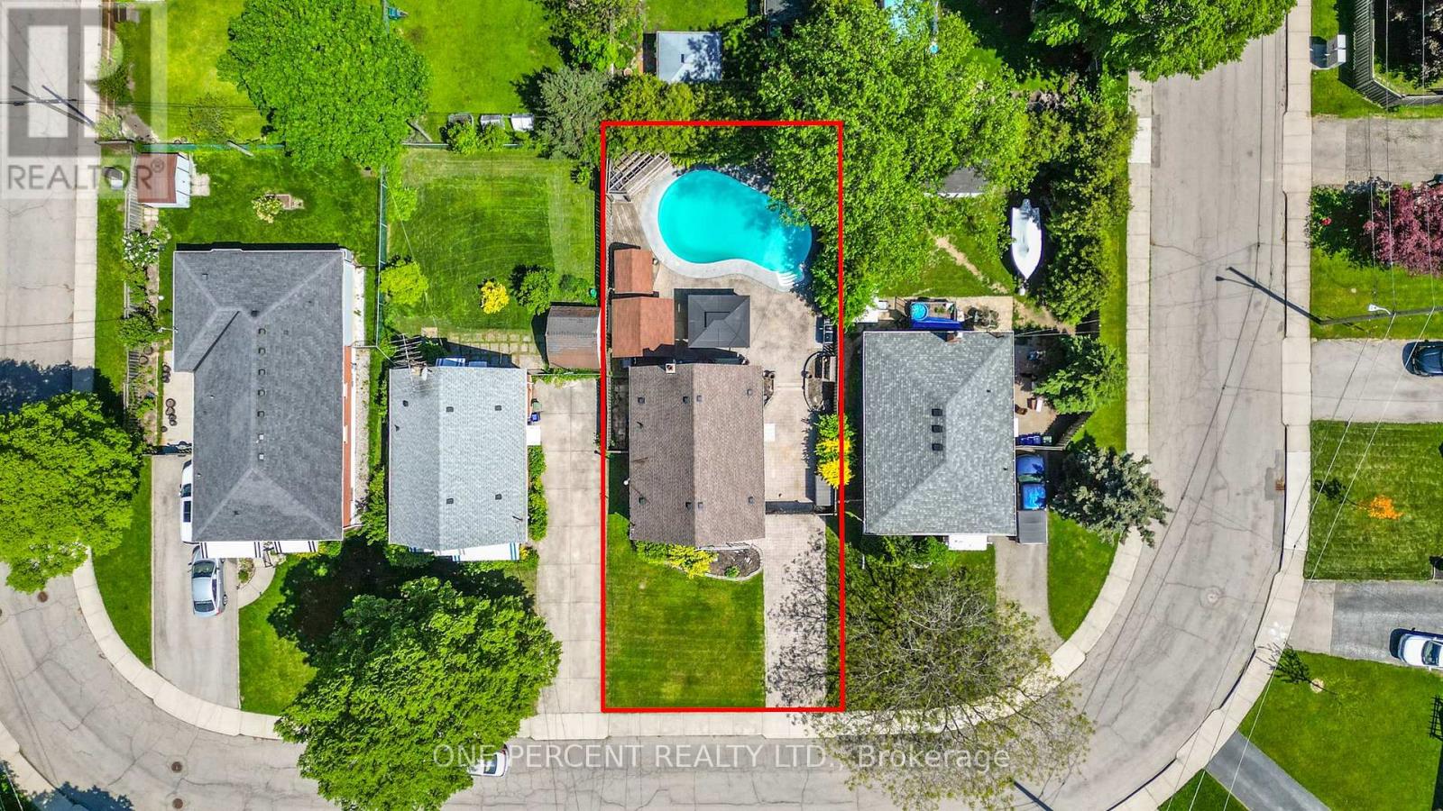 27 DELEVAN CRESCENT - 30