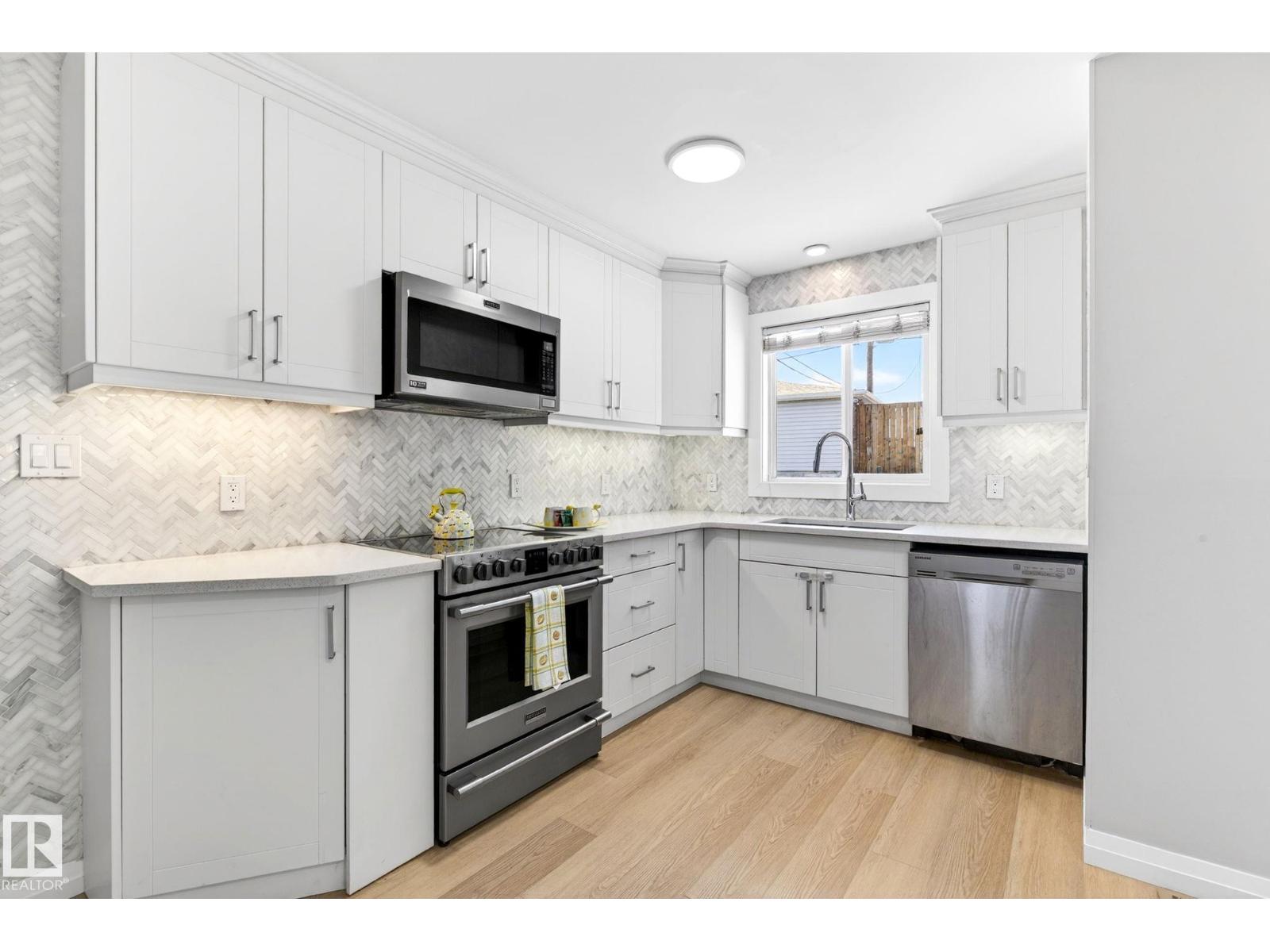 6008 97A AV NW - 16