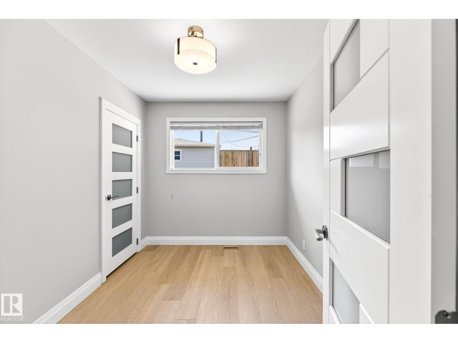 6008 97A AV NW - 19
