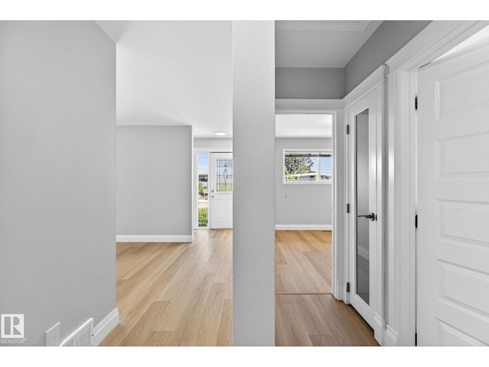 6008 97A AV NW - 20