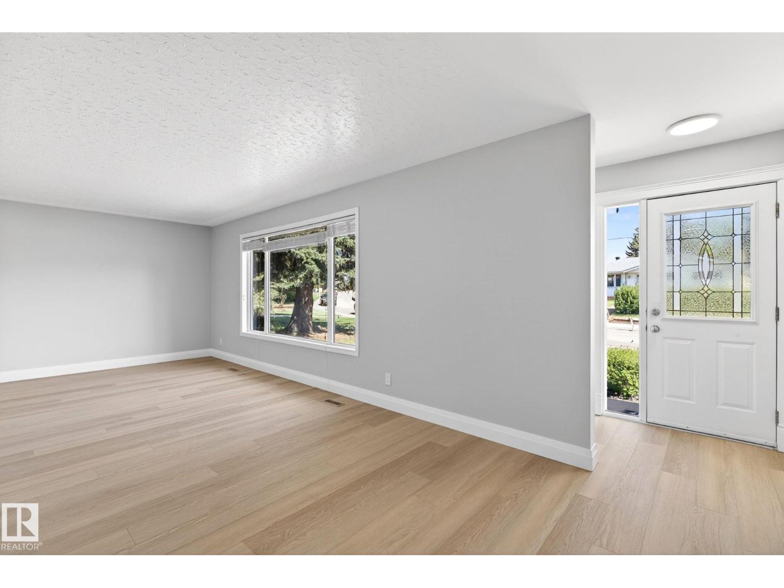 6008 97A AV NW - 9