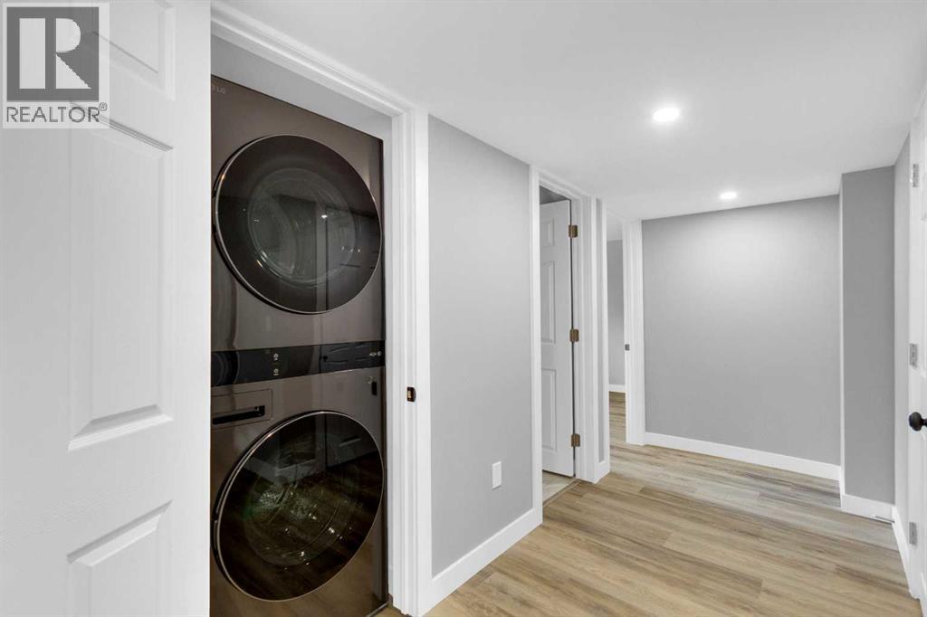 452 Queen Alexandra Way SE - 34