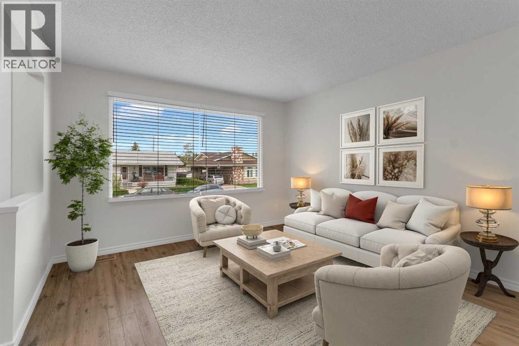 452 Queen Alexandra Way SE - 4