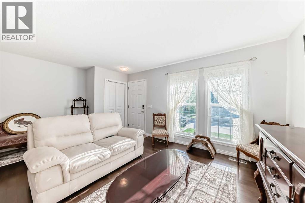 50 Elgin Meadows Park SE - 6