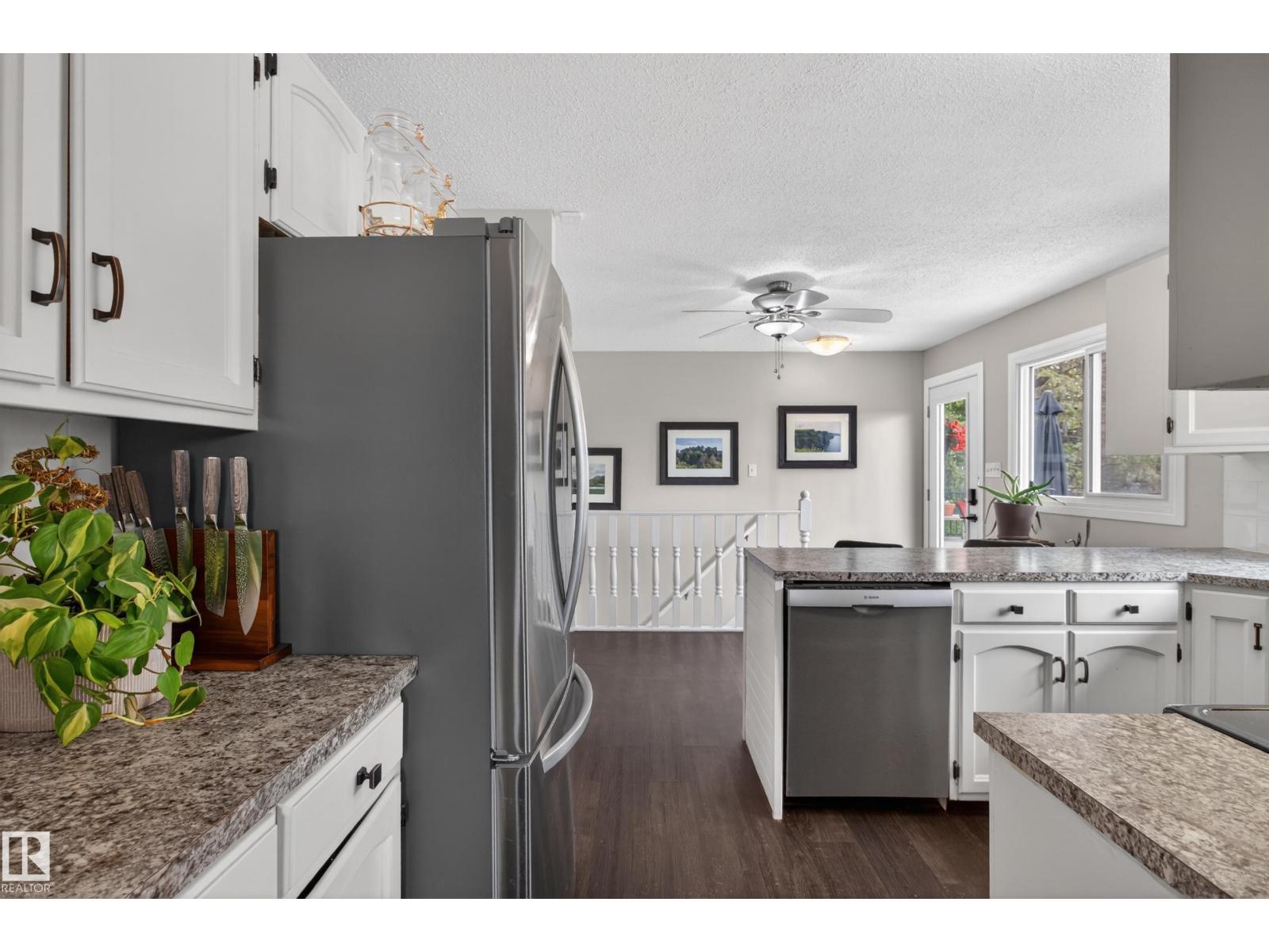 52177 RGE ROAD 215 - 14