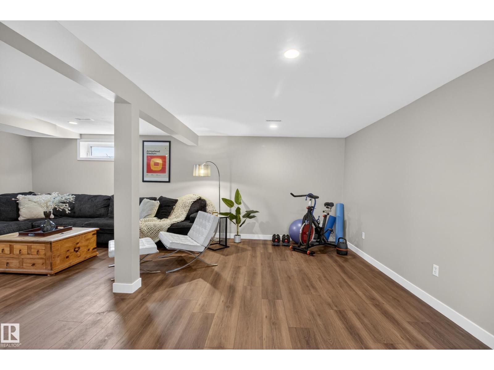 52177 RGE ROAD 215 - 34