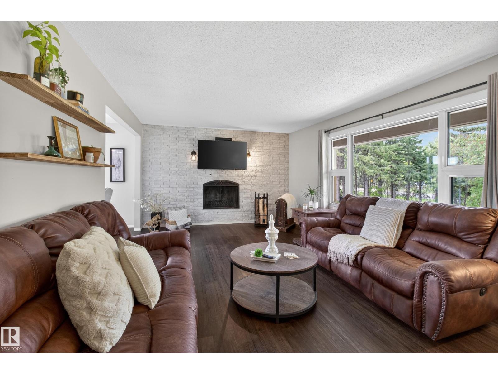 52177 RGE ROAD 215 - 4