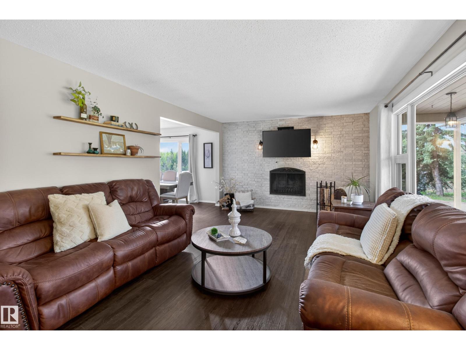 52177 RGE ROAD 215 - 6