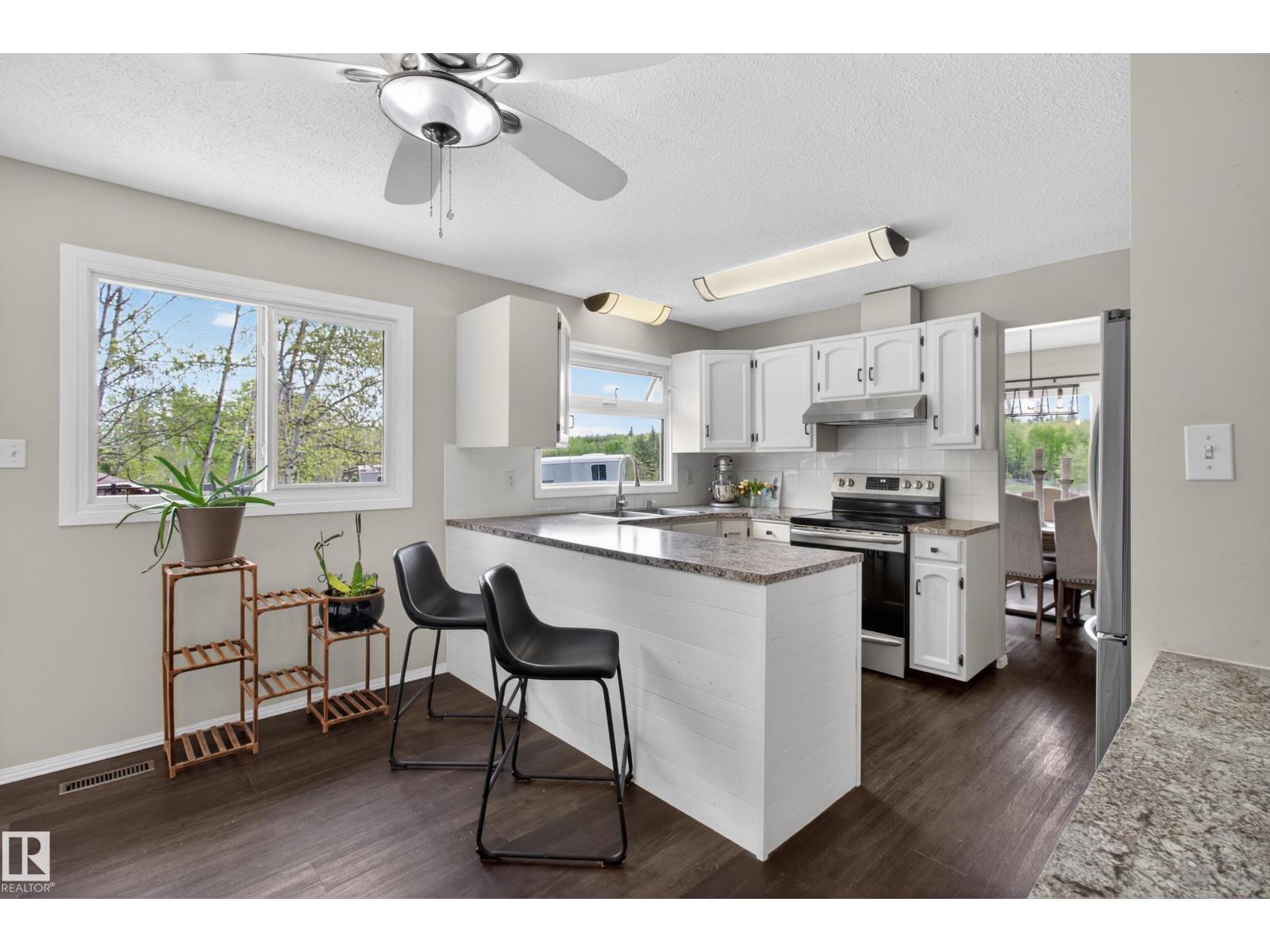 52177 RGE ROAD 215 - 7