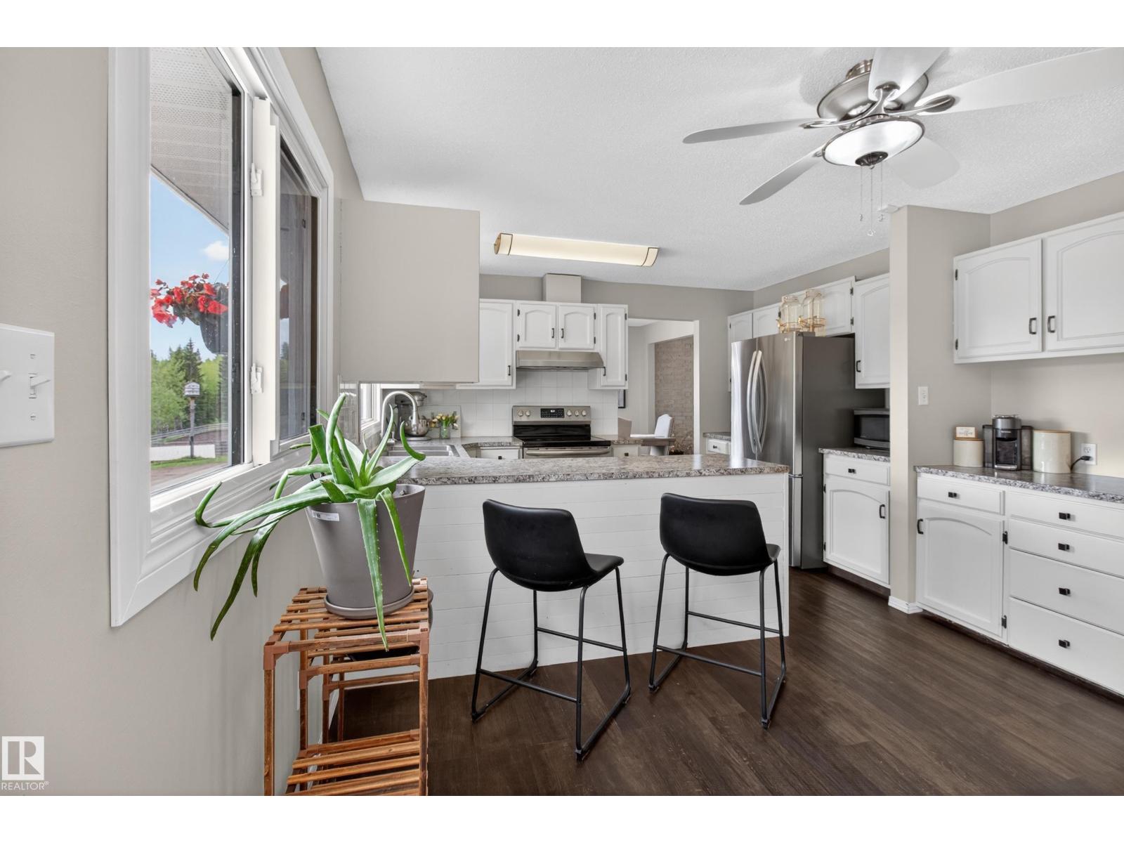 52177 RGE ROAD 215 - 8