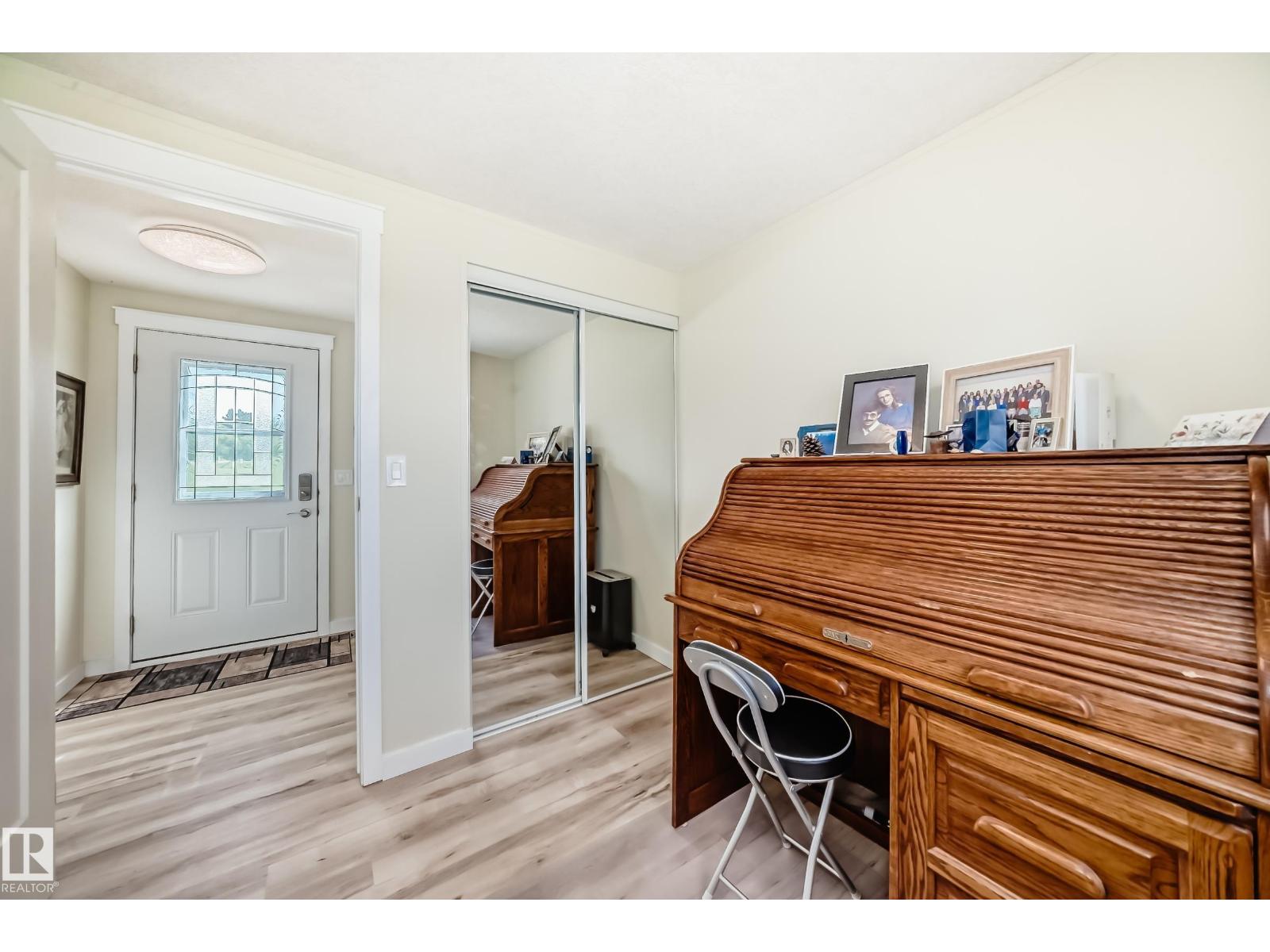 56118 RGE ROAD 240 - 32