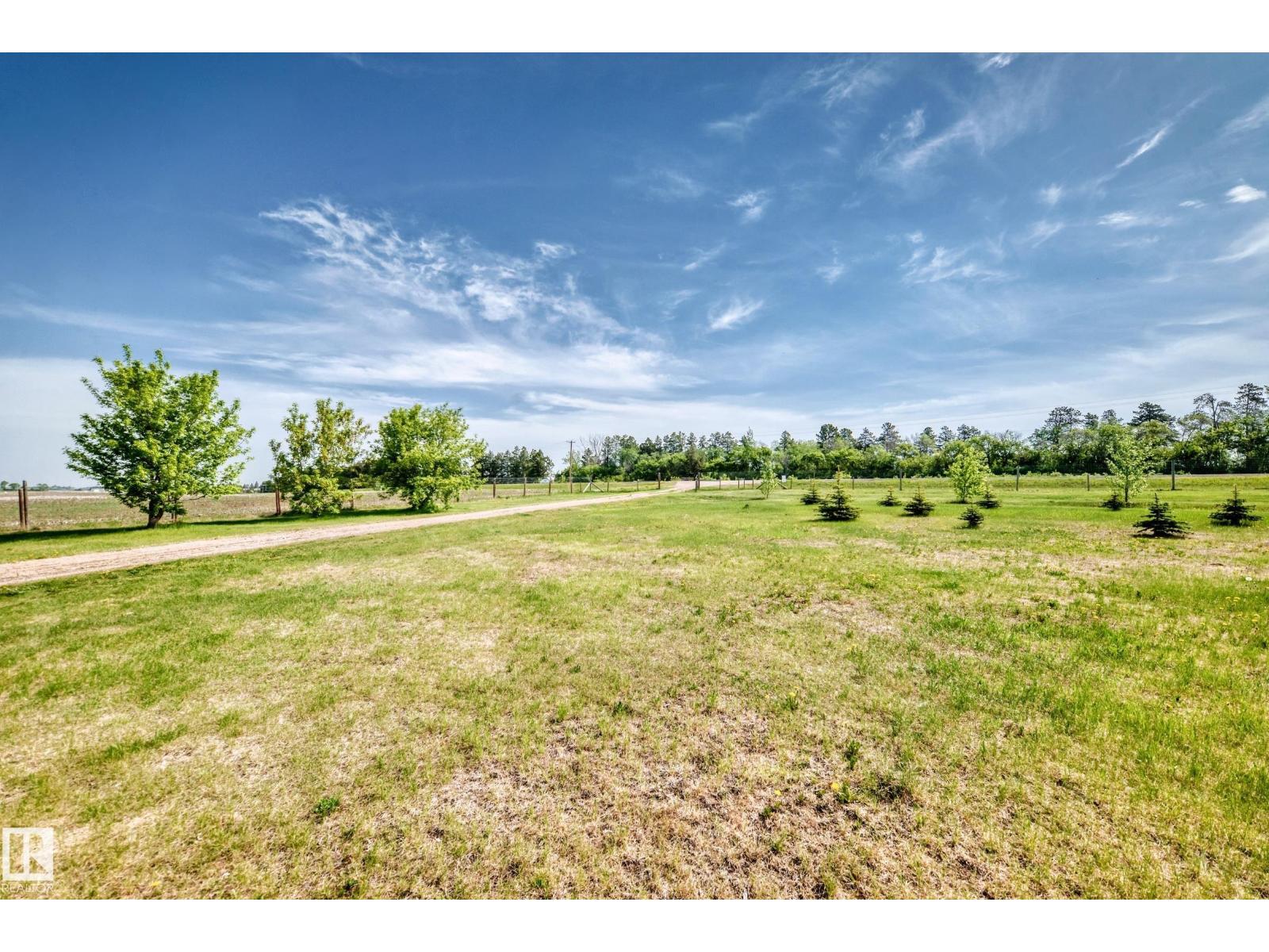 56118 RGE ROAD 240 - 49