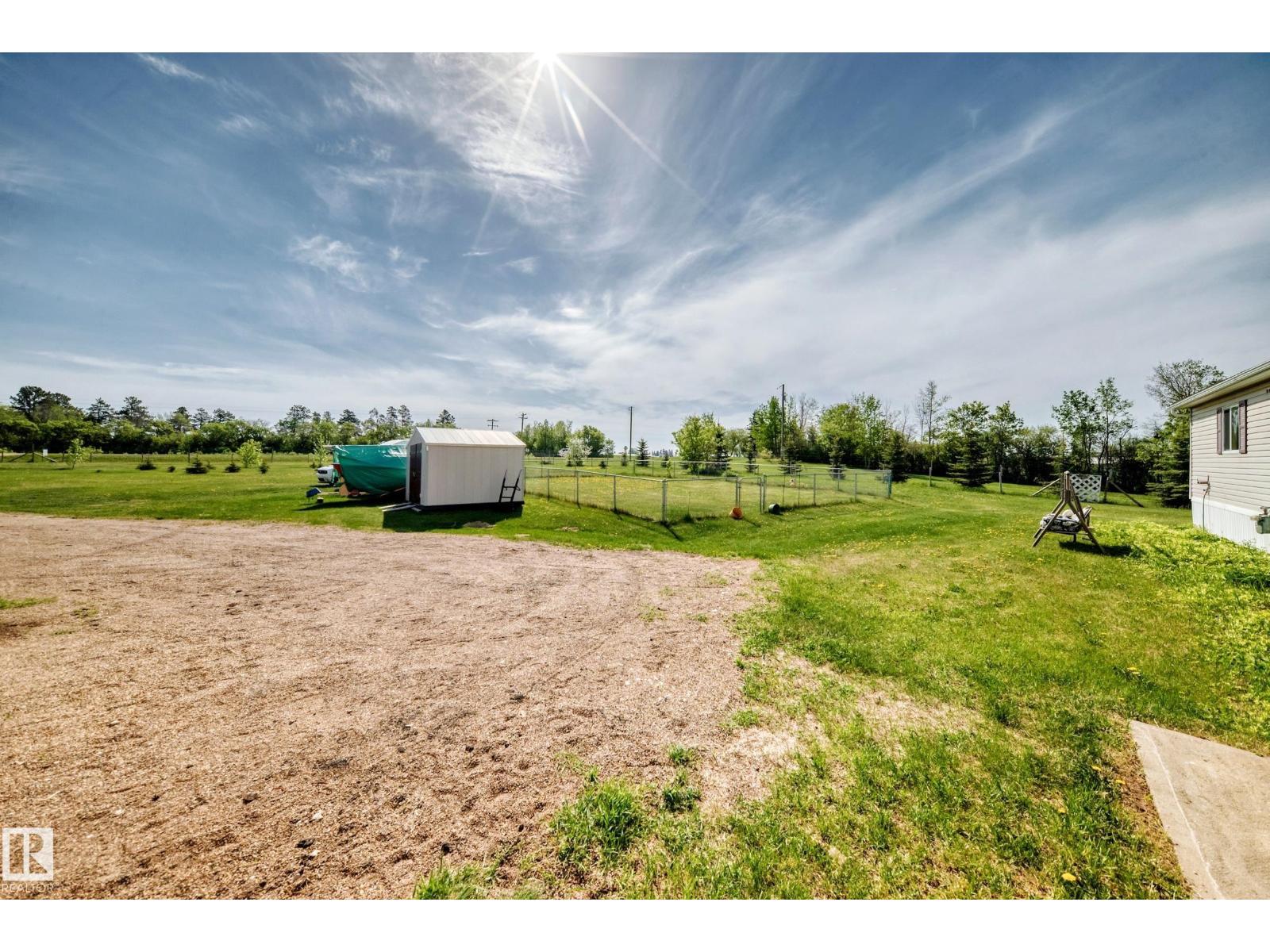 56118 RGE ROAD 240 - 52