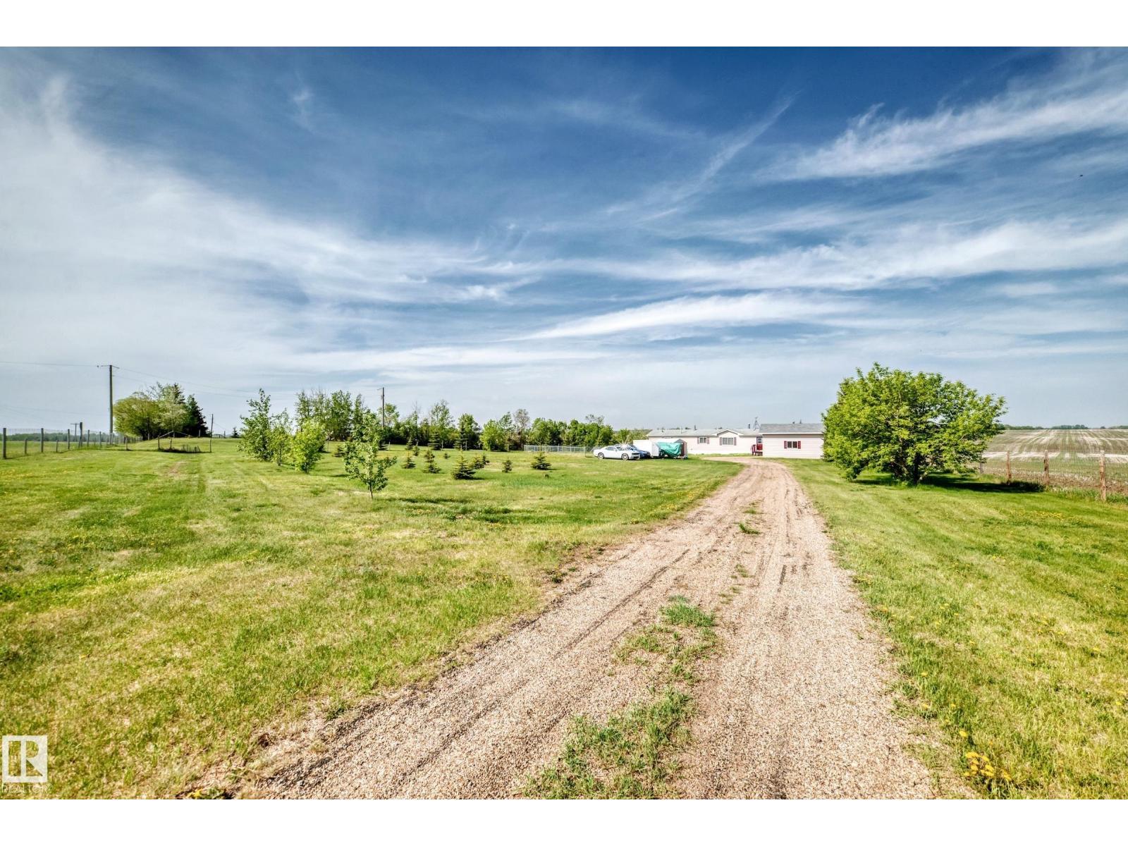 56118 RGE ROAD 240 - 58