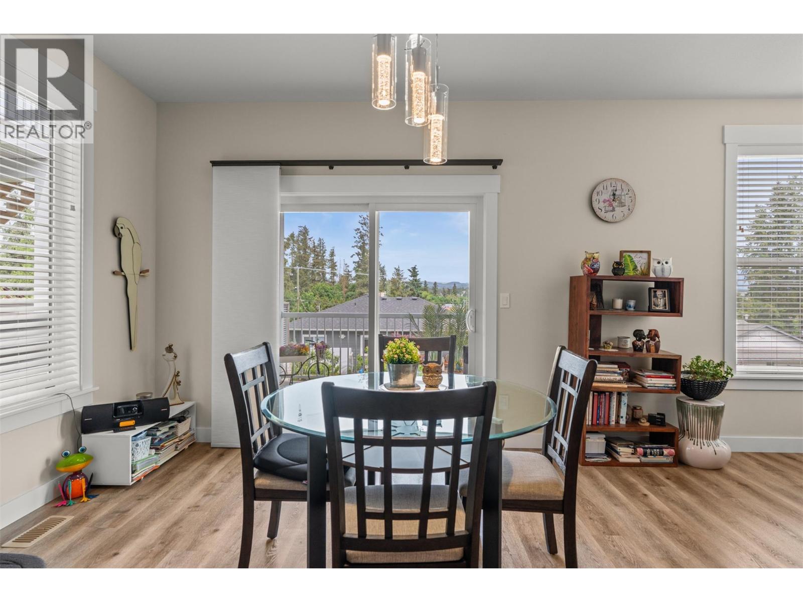 3270 Birban Avenue - 18