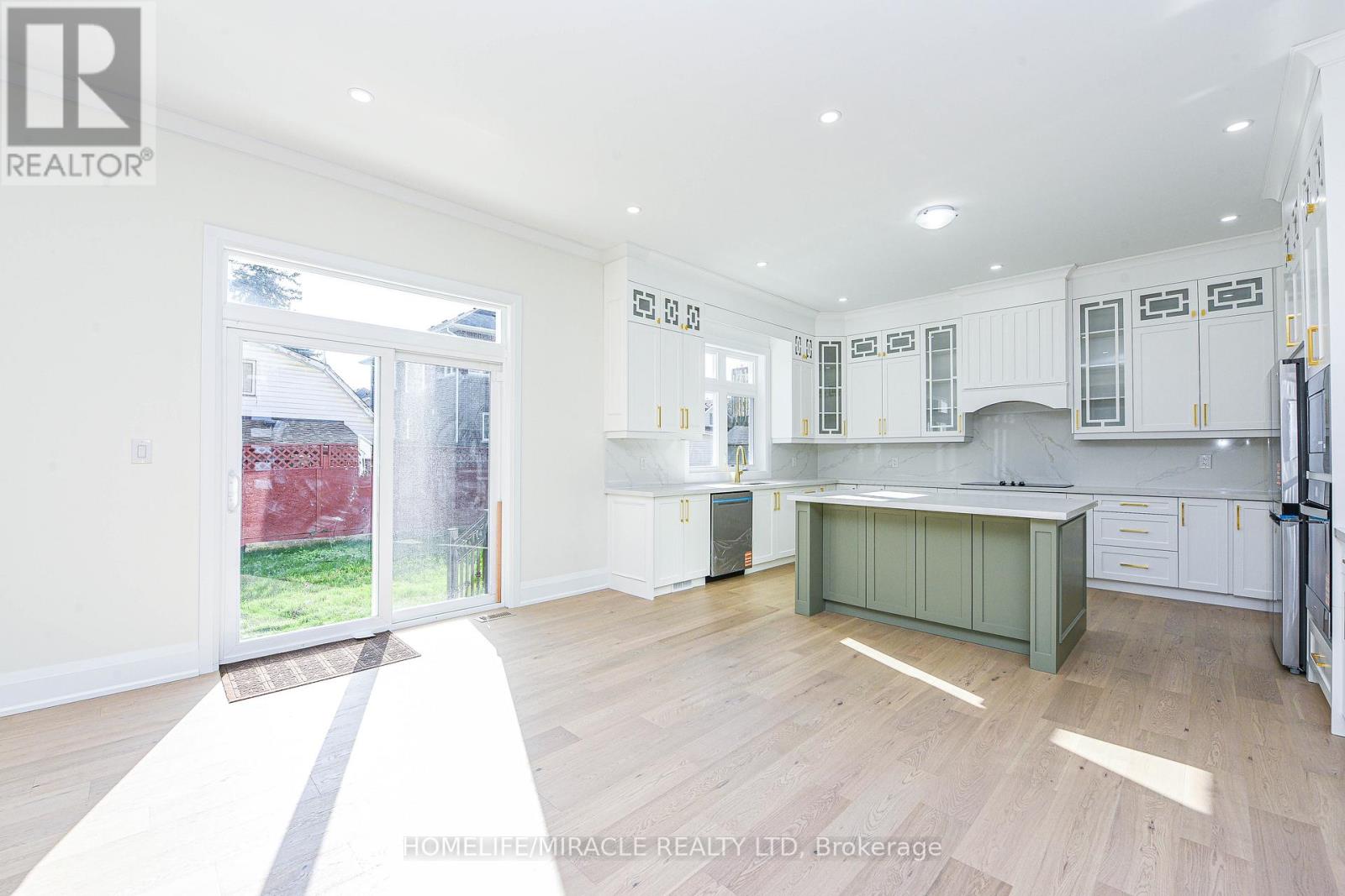 11 HILLCREST AVENUE - 17