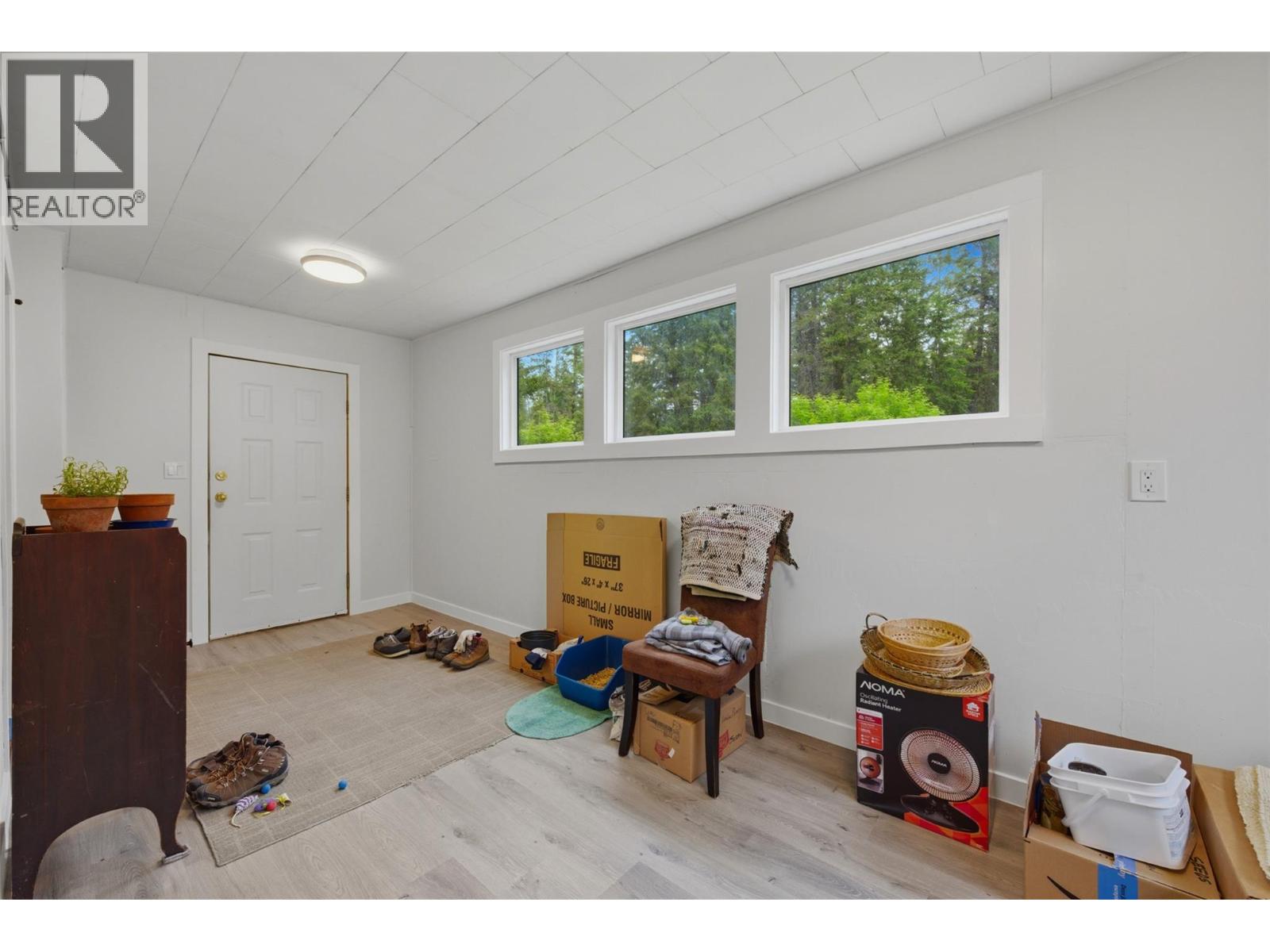 1394 6 Highway - 13