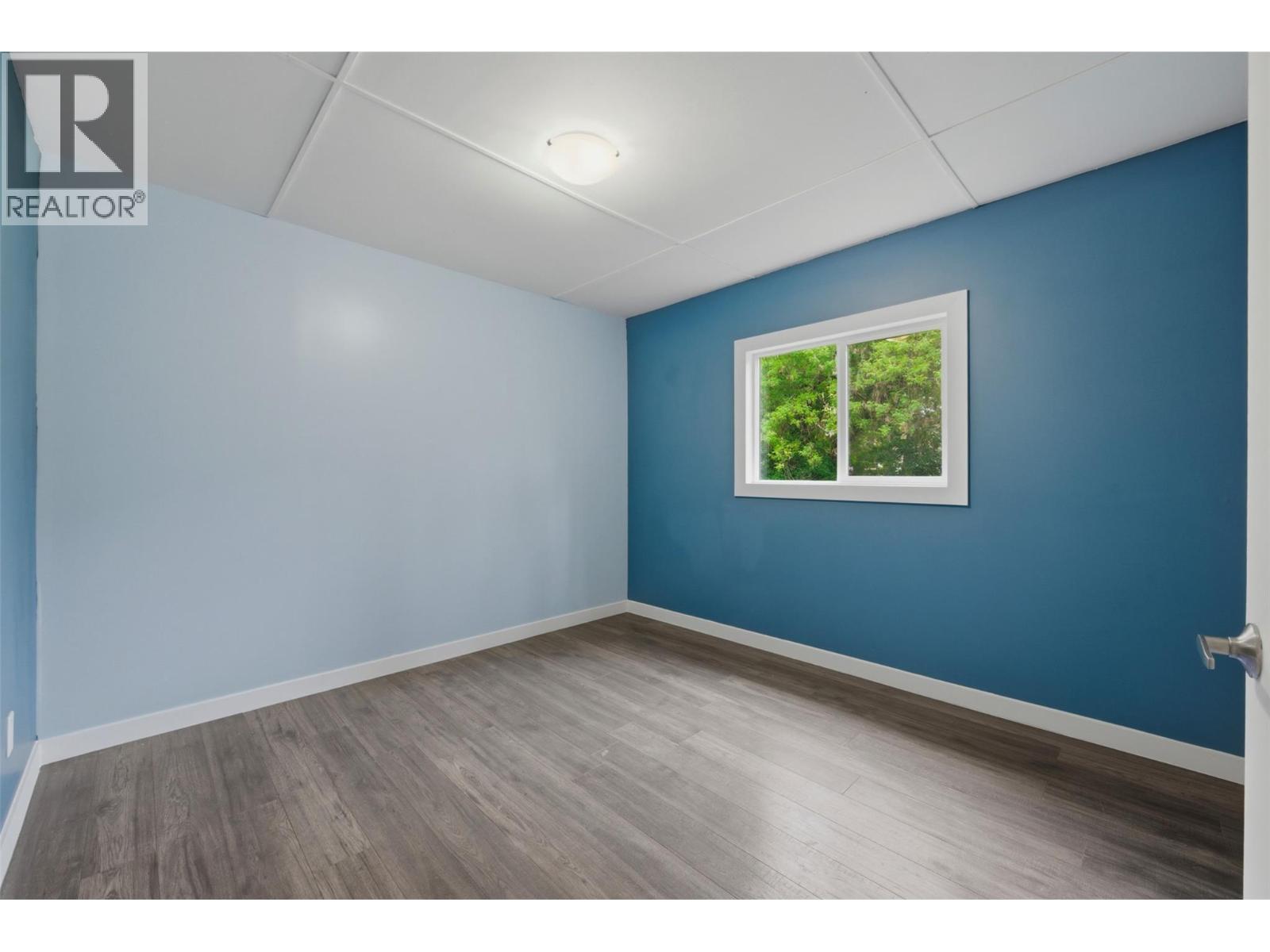 1394 6 Highway - 23