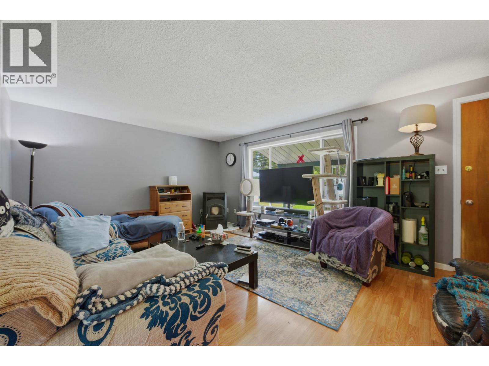 1394 6 Highway - 4