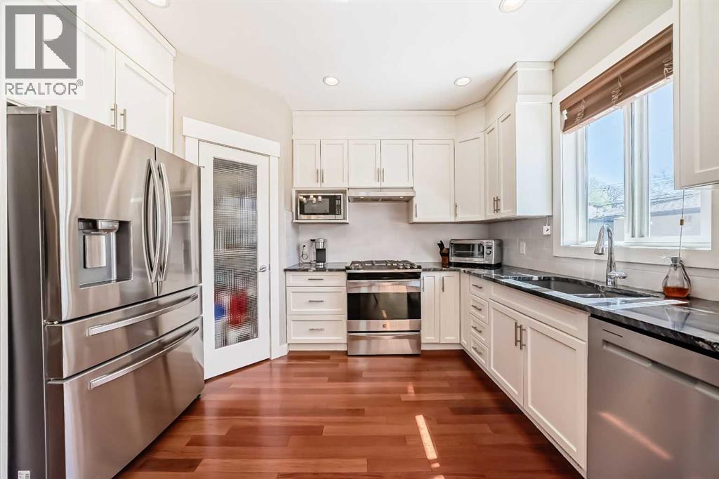425 36 Avenue NW - 14