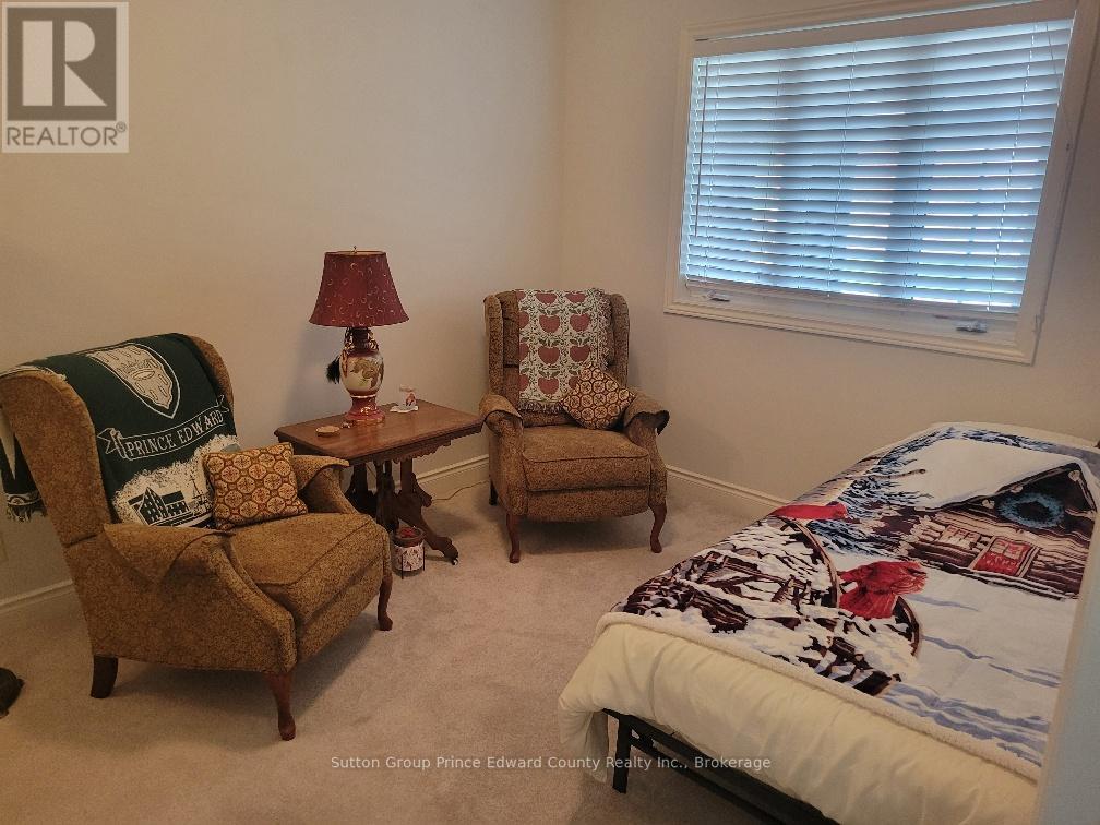 #5 16 LANE AVENUE - 21