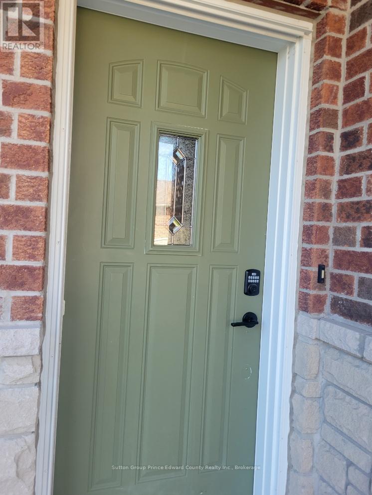 #5 16 LANE AVENUE - 3