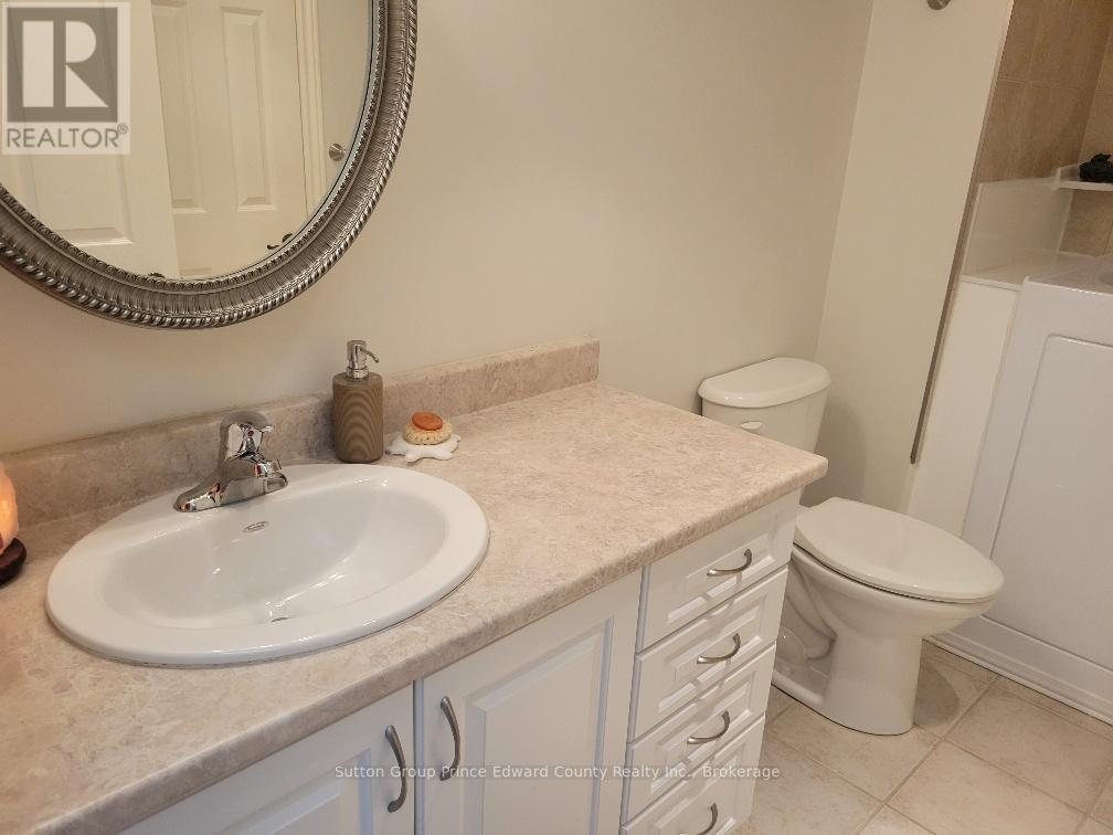 #5 16 LANE AVENUE - 34