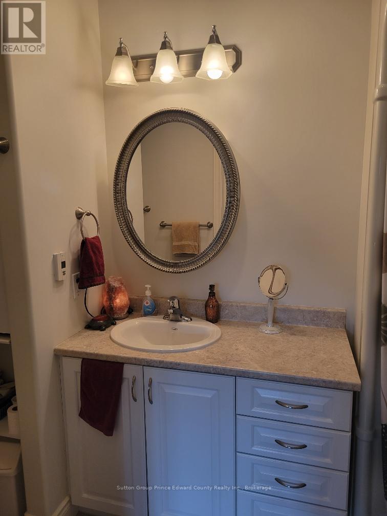 #5 16 LANE AVENUE - 38