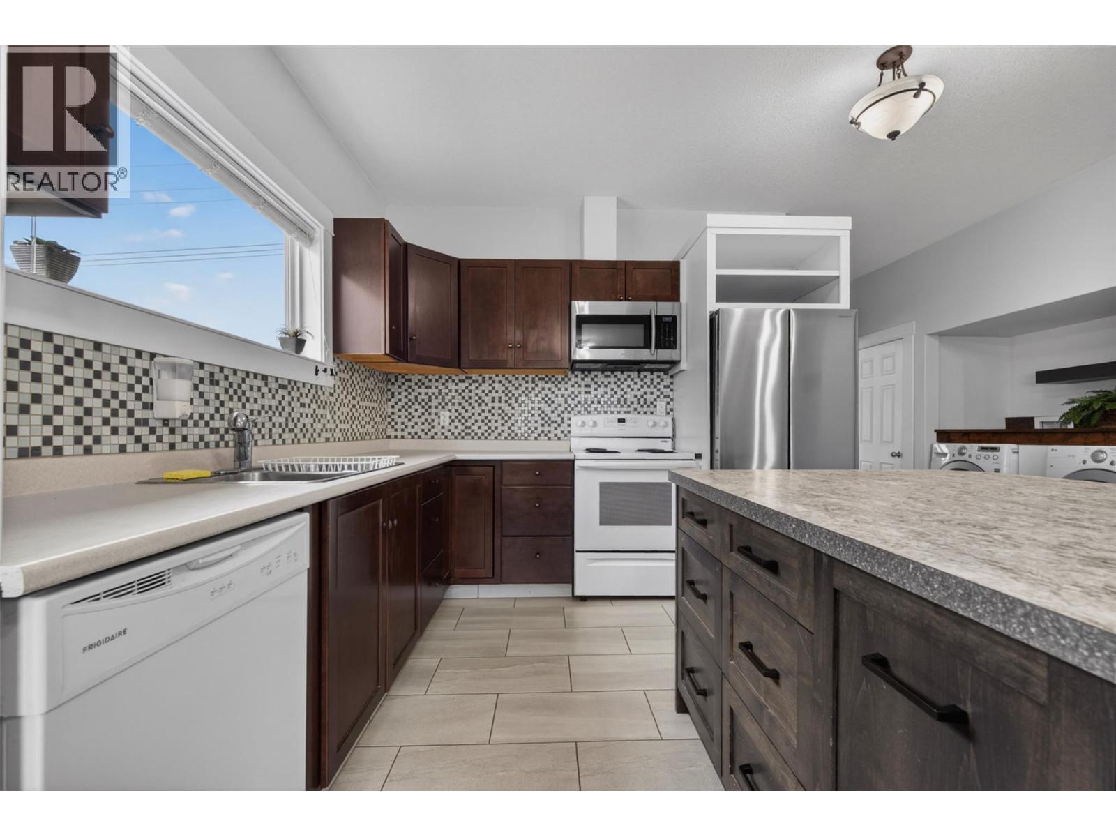 4106 34th Street - 23