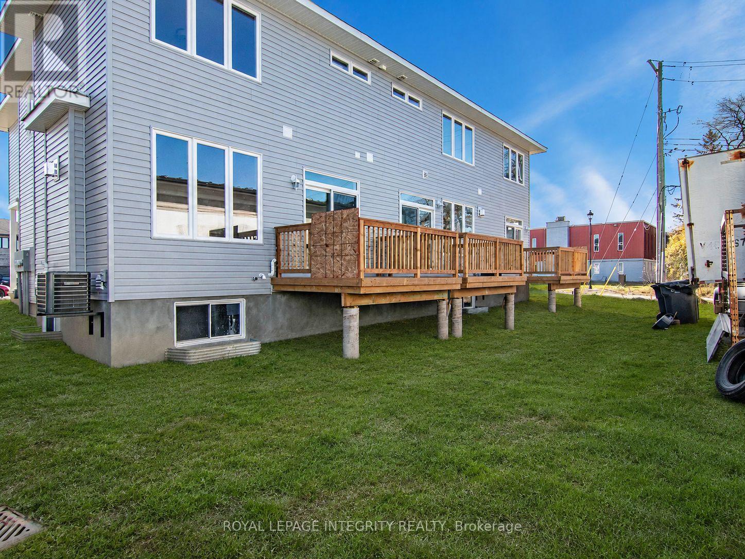 6 MORRALL COURT - 21