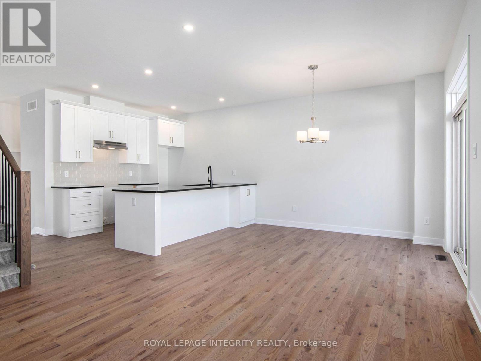 6 MORRALL COURT - 3