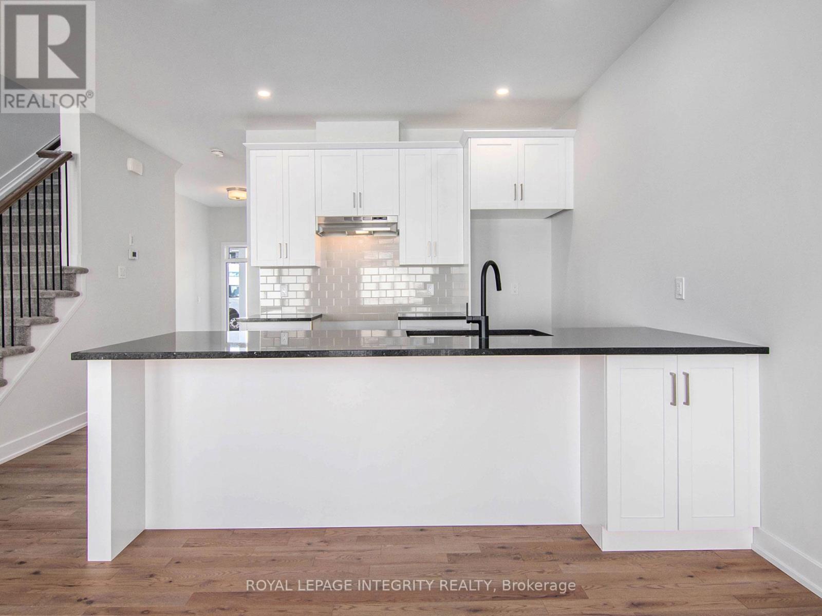 6 MORRALL COURT - 5