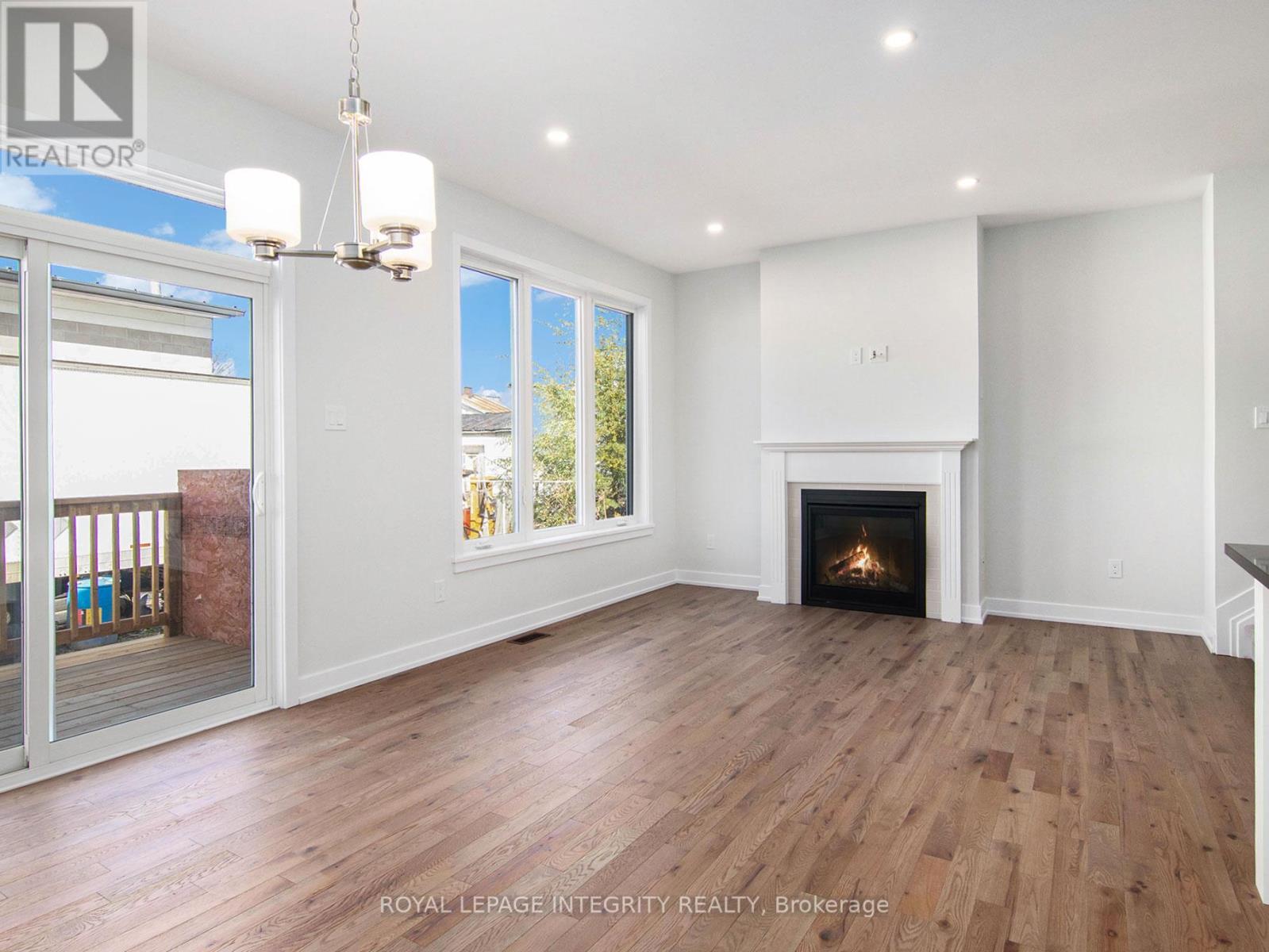 6 MORRALL COURT - 6