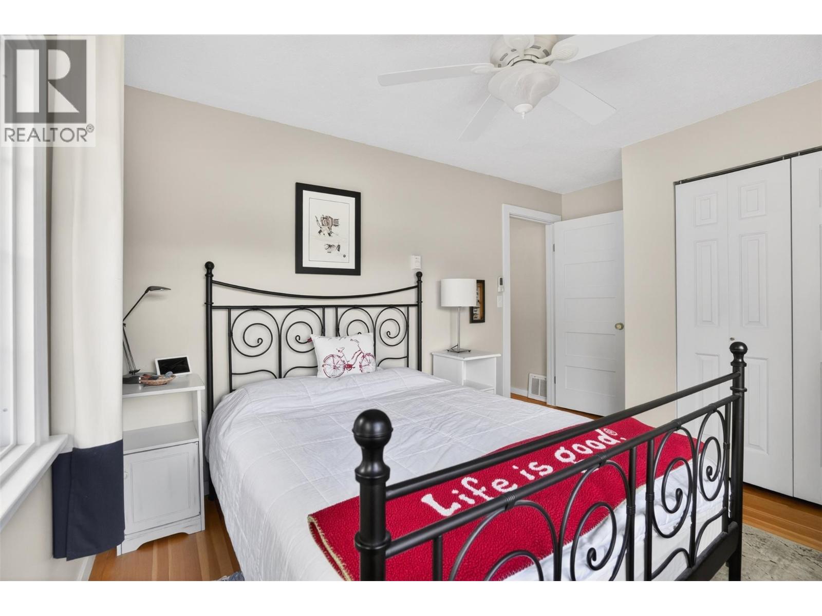 8110 & 8120 BUSK Road - 18