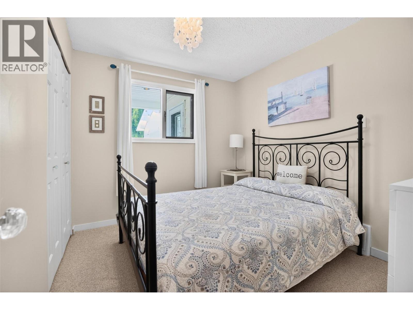8110 & 8120 BUSK Road - 41