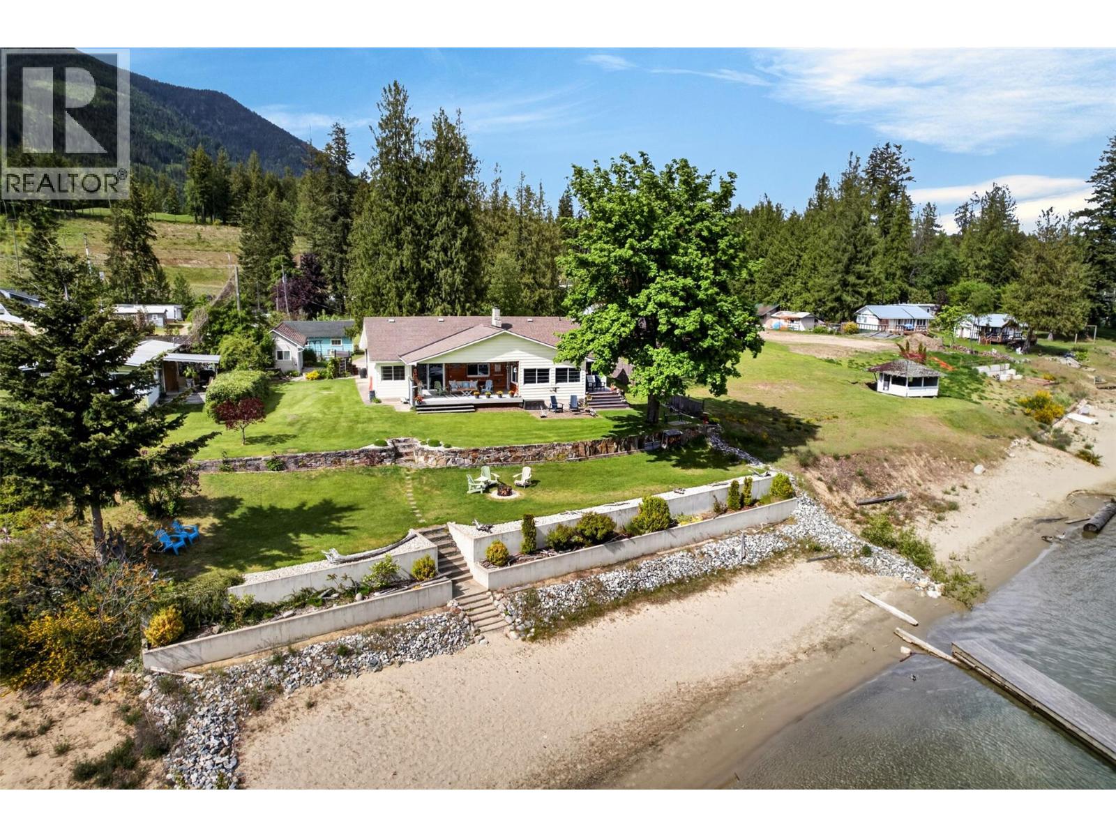 8110 & 8120 BUSK Road - 68