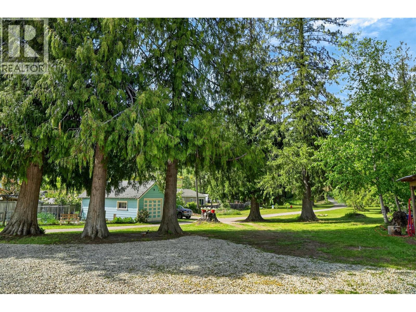 8110 & 8120 BUSK Road - 72