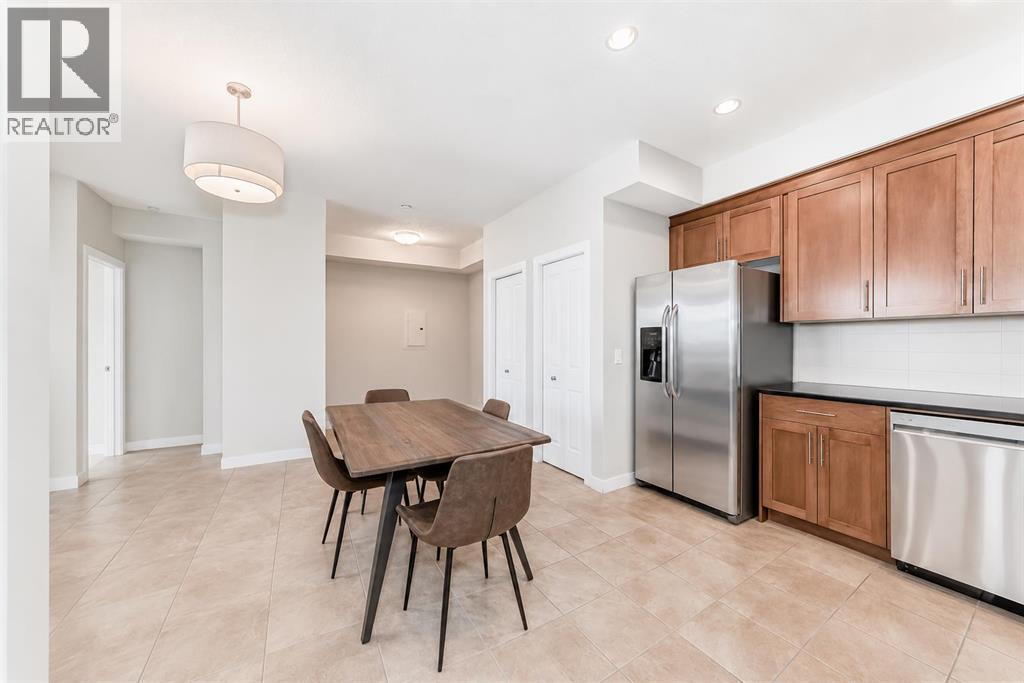 #210 1005A Westmount Drive - 11