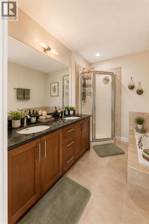 #210 1005A Westmount Drive - 26