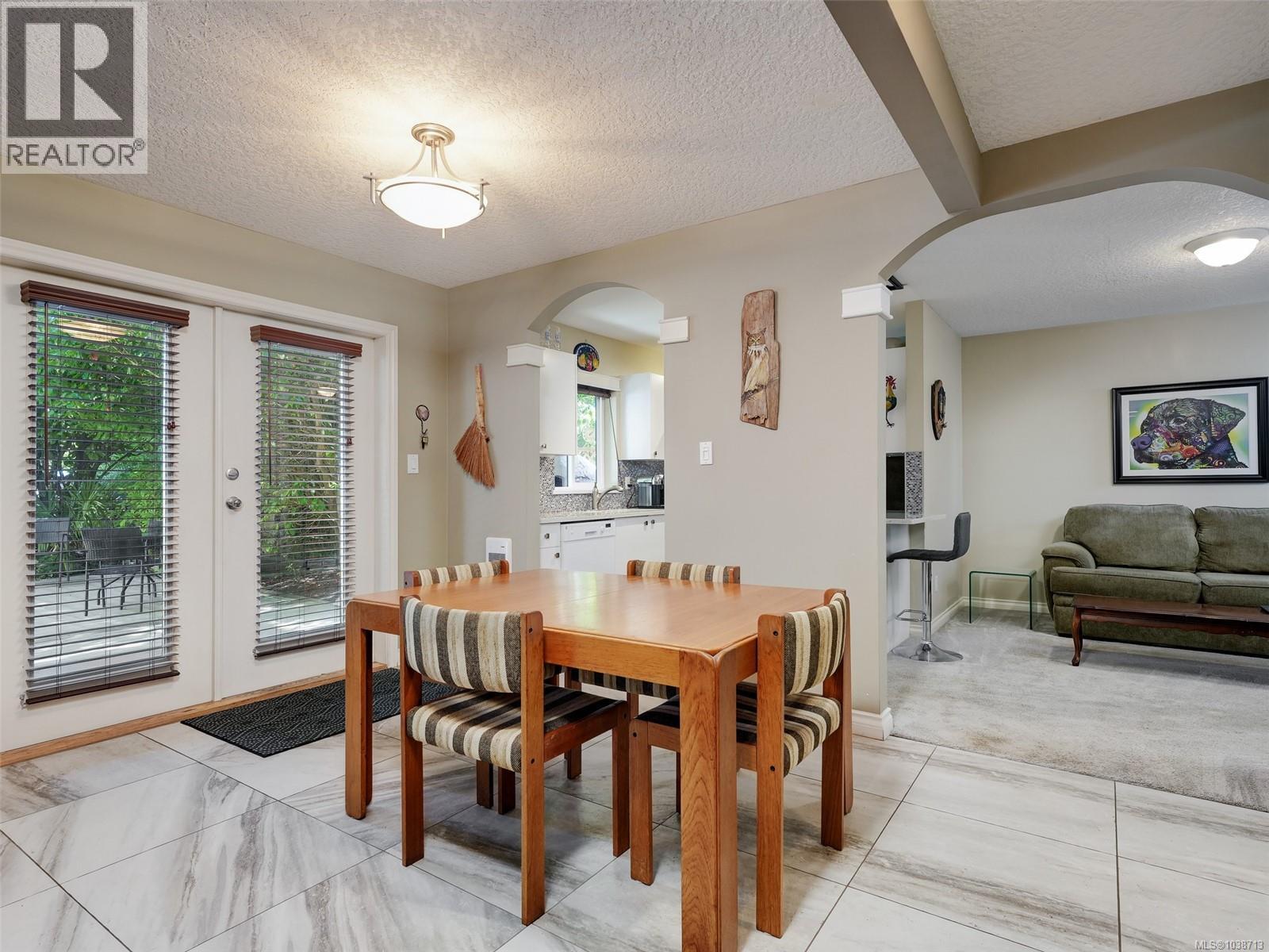 1218 Pembroke St - 6