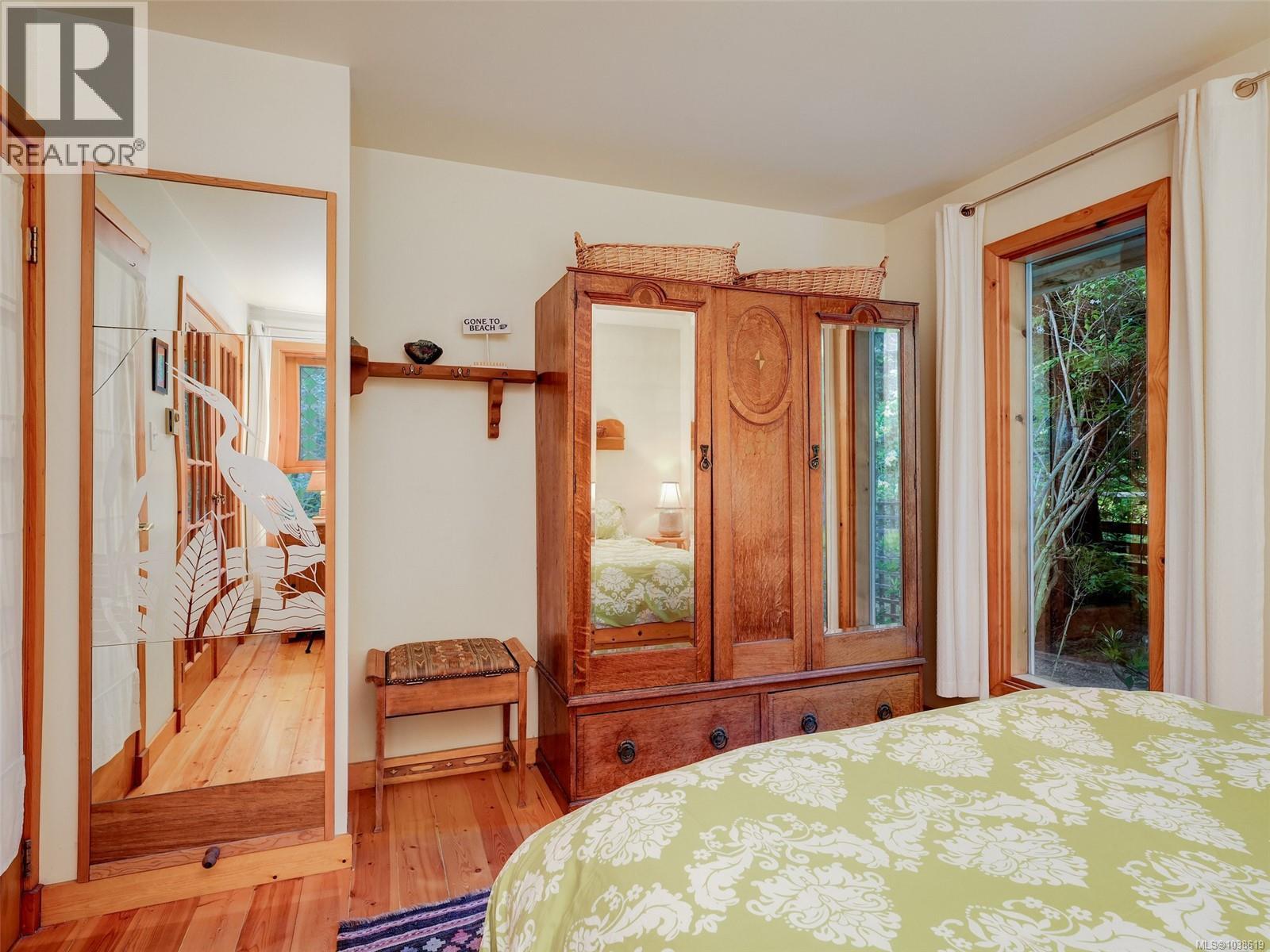2980 Sooke River Rd - 18
