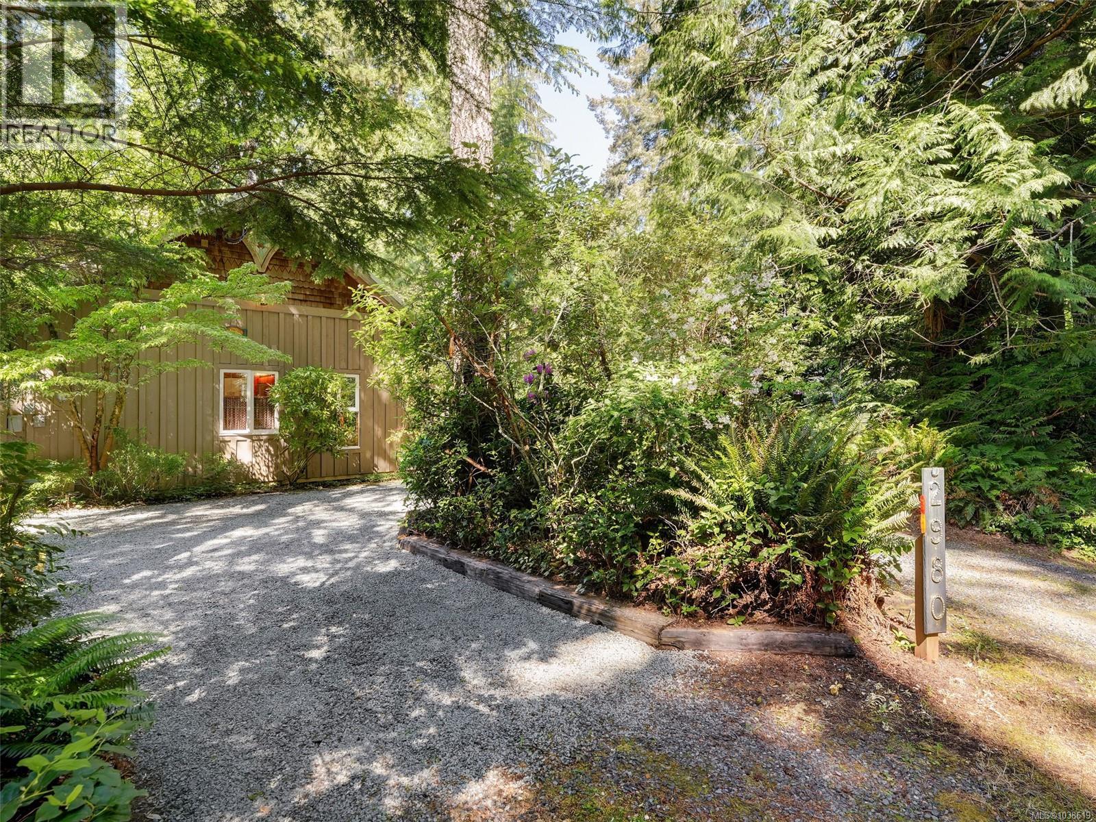 2980 Sooke River Rd - 28