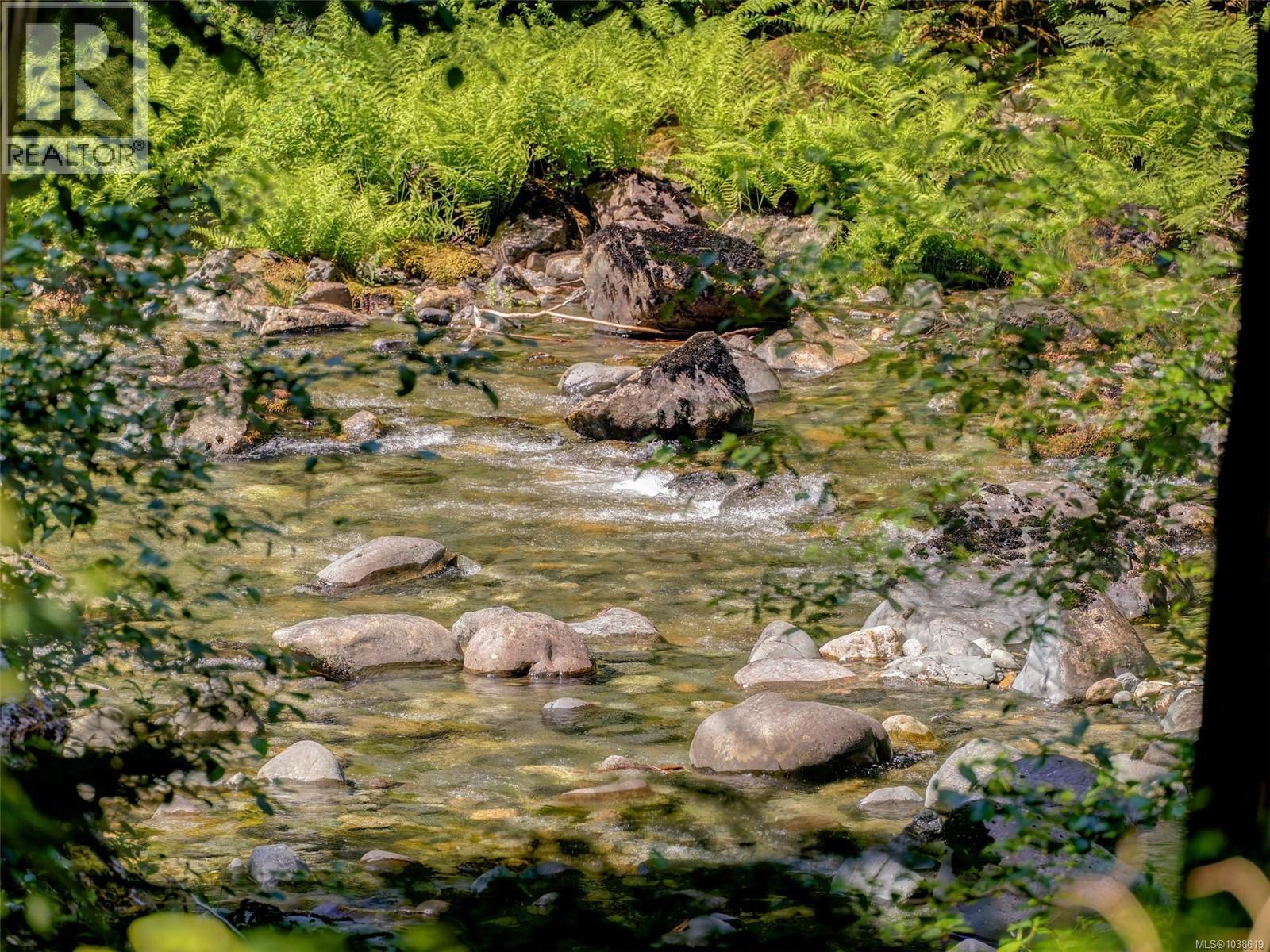 2980 Sooke River Rd - 30