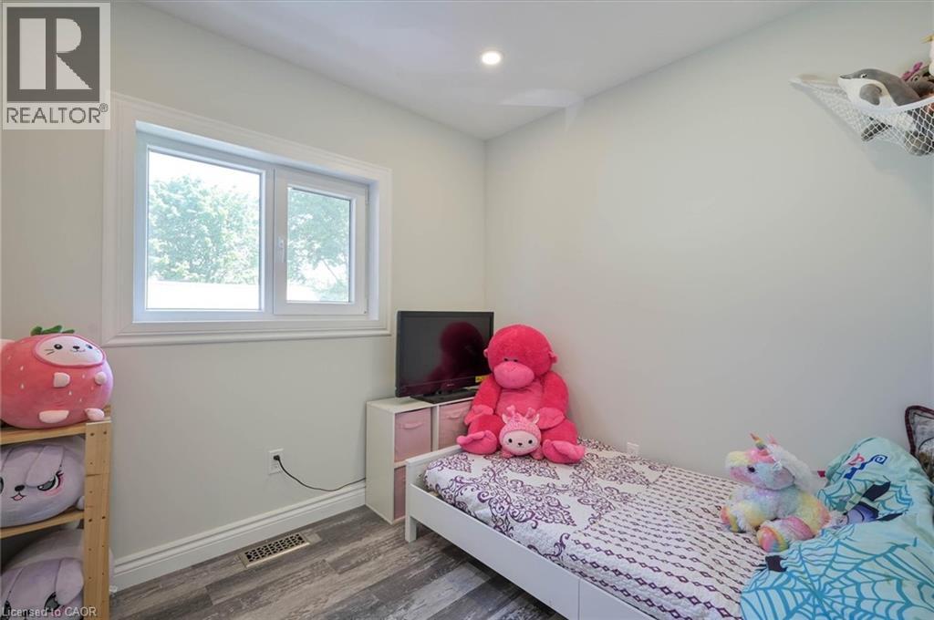 15 MANCHESTER Street - 13
