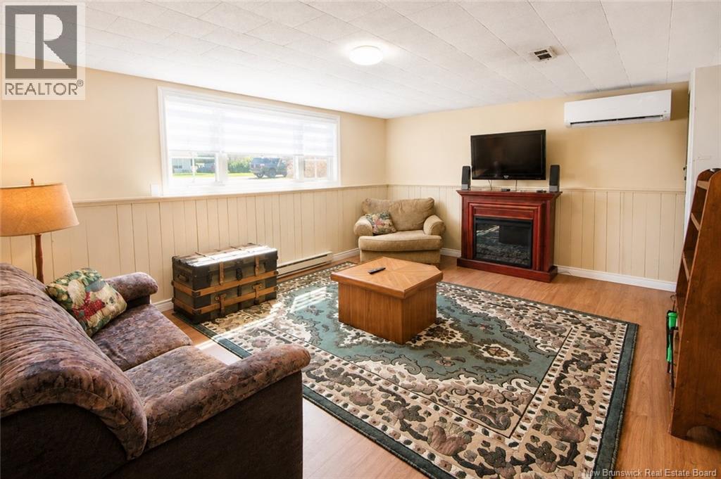 21 Hutchinson Lane - 18