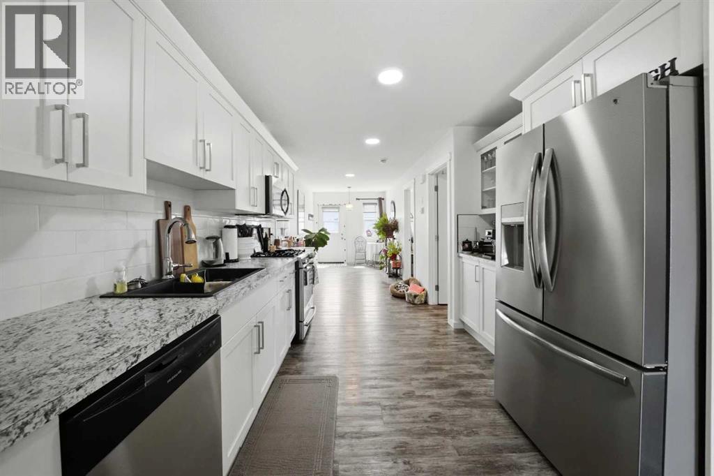 74 Ranchers Close — photo 12
