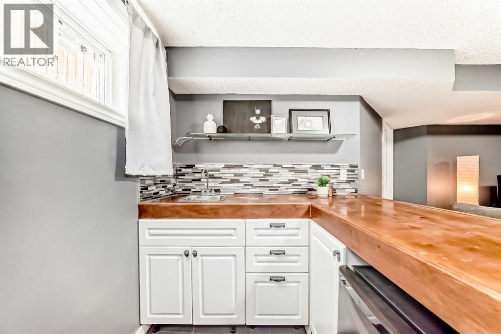 34 Kingsland Heights SE - 34