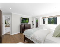 3733 Devonshire Drive, Surrey, BC V3Z0H8 Photo 25
