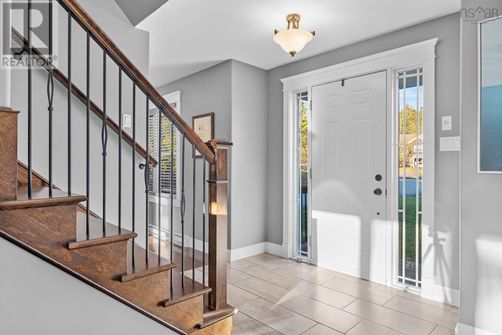 196 Confederation Avenue - 16