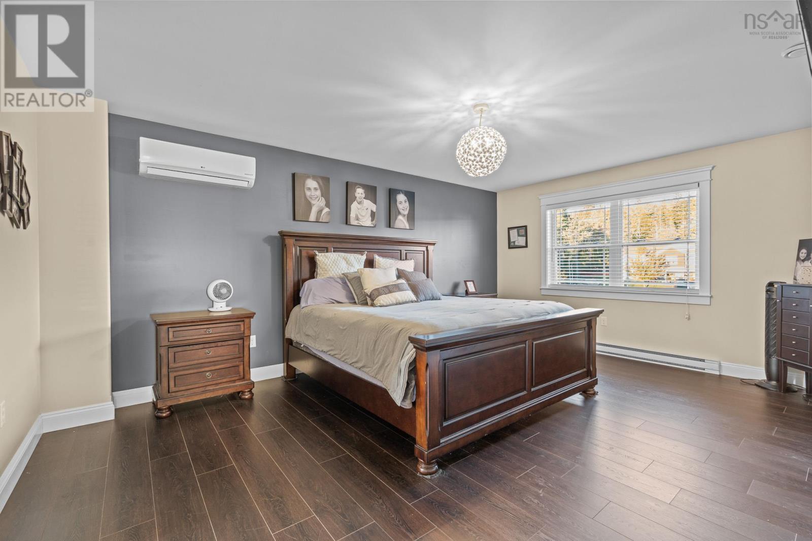 196 Confederation Avenue - 19
